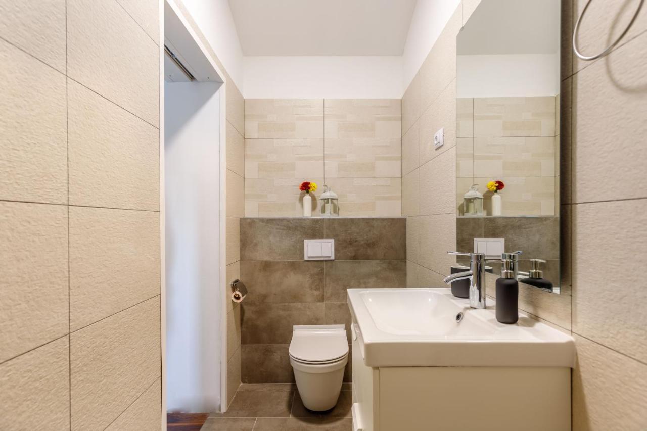הוילה Casa Di Oliva-House With Heated Pool & Jacuzzi In Trilj, Croatia מראה חיצוני תמונה