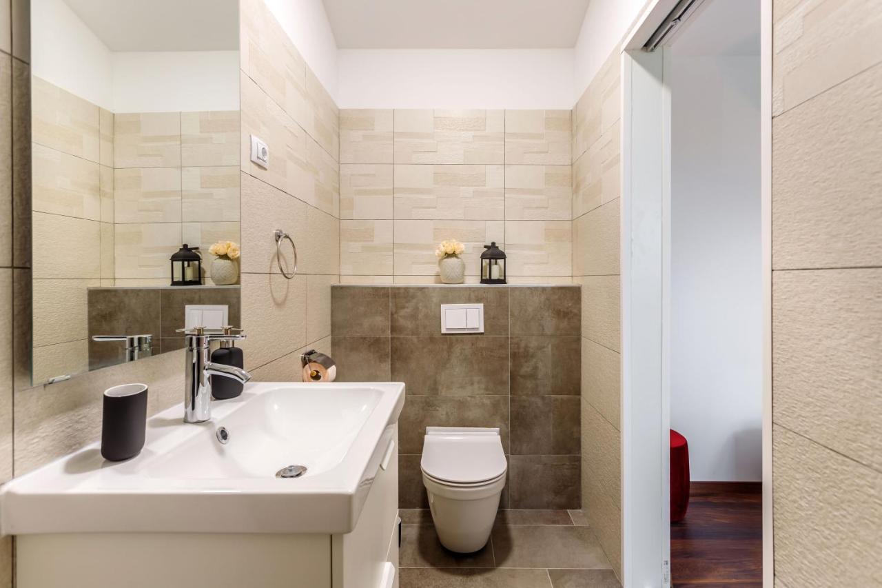 הוילה Casa Di Oliva-House With Heated Pool & Jacuzzi In Trilj, Croatia מראה חיצוני תמונה